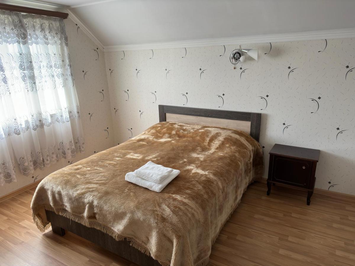 Chkalovka Guest House With Sevan View 外观 照片